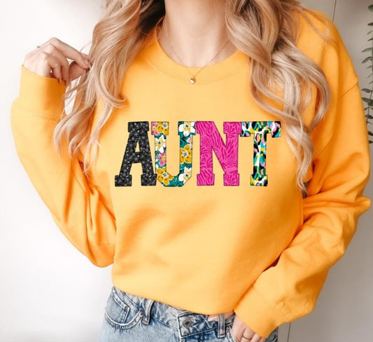 Aunt (embroidered look) - DTF